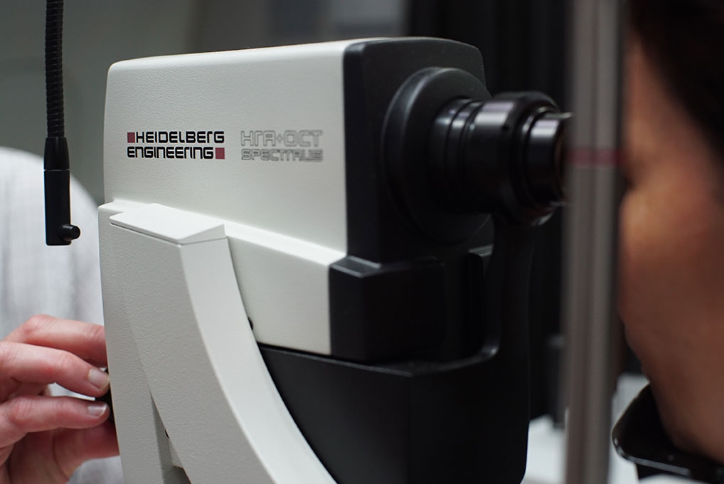 An optical coherence tomography (OCT) scan being demonstrated on board the Orbis Flying Eye Hospital using the Heidelberg Engineering SPECTRALIS OCT.